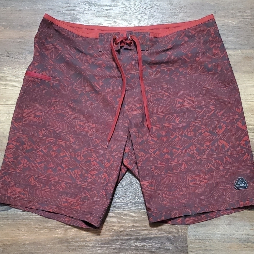 Prana Hybrid Shorts Red Black Tribal Geometric Design